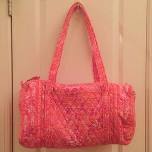 Vera Bradley small duffel bag. 💗🧡